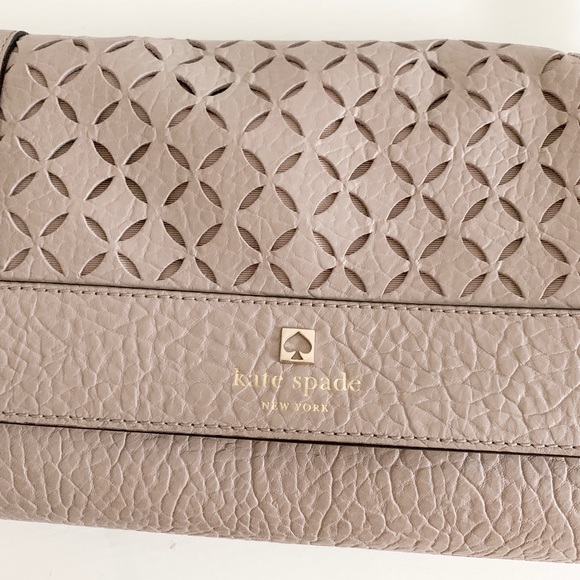 Taupe Kate Spade cross body - Picture 2 of 7